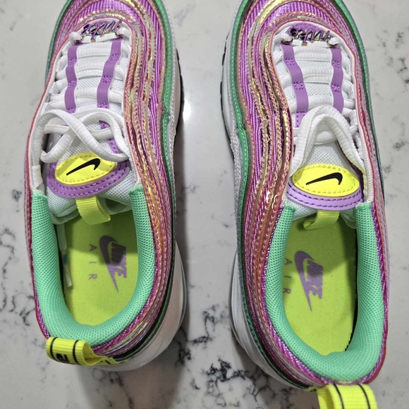 Nike Air Max 97 Women's SZ.6 Fuchsia Glow/Lemon Venom CW5591-100 New - Picture 7 of 16